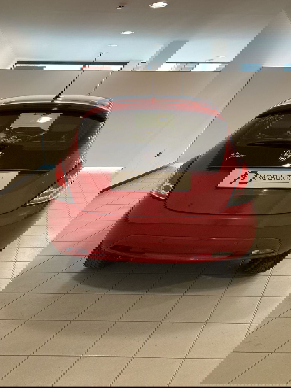 Lancia Ypsilon usata a Barletta-Andria-Trani (4)