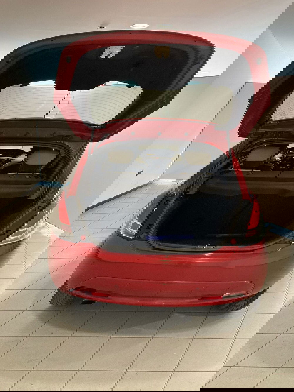 Lancia Ypsilon usata a Barletta-Andria-Trani (5)