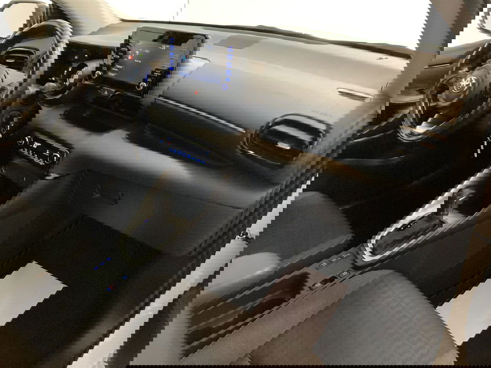 Toyota Yaris usata a Barletta-Andria-Trani (16)