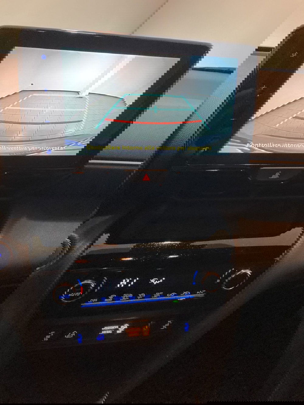 Toyota Yaris Cross usata a Barletta-Andria-Trani (15)