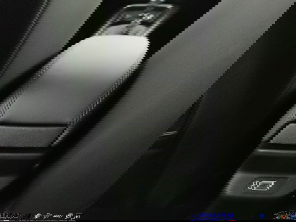 Jeep Avenger nuova a Padova (16)