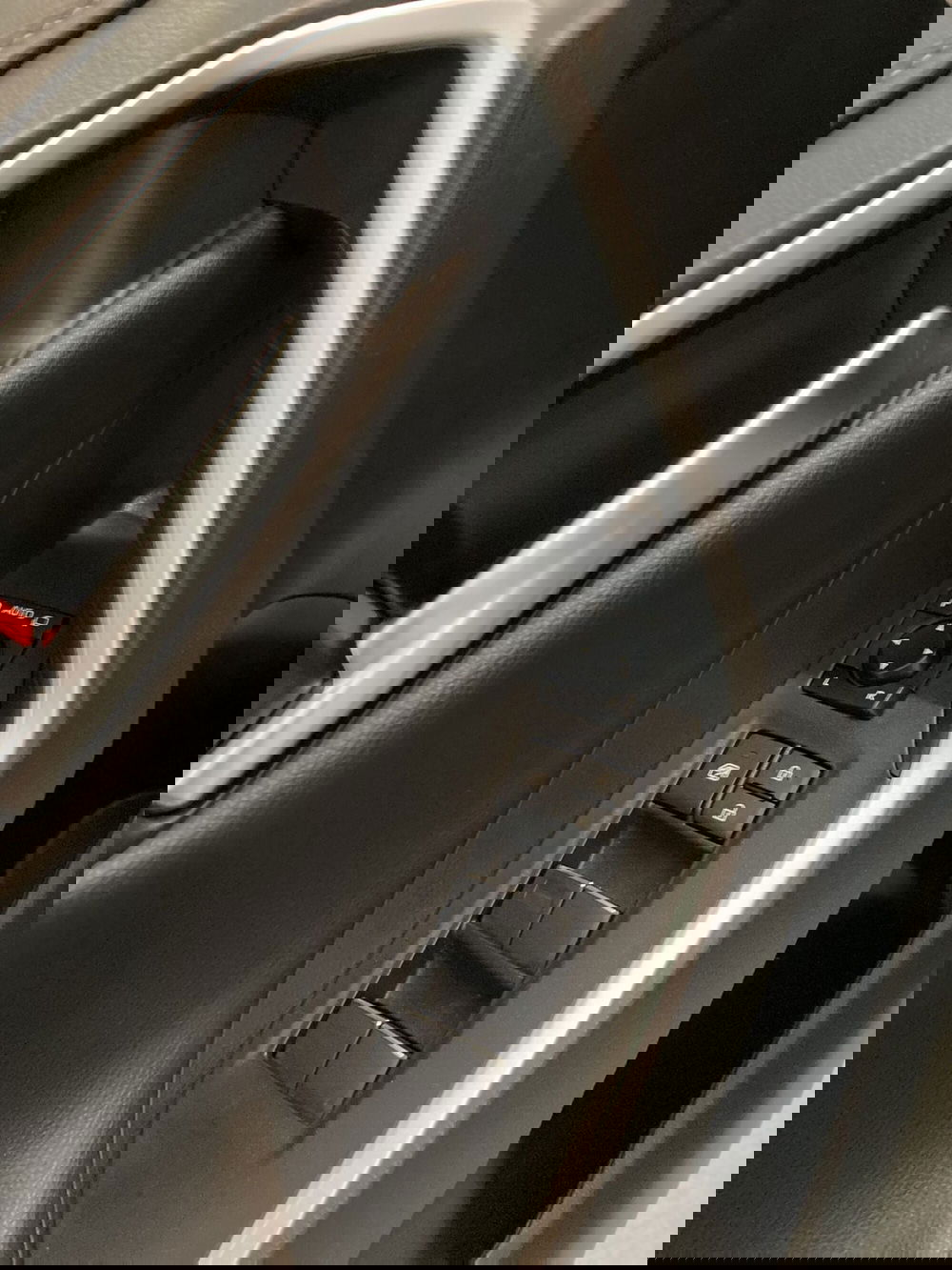 Toyota Rav4 usata a Barletta-Andria-Trani (9)