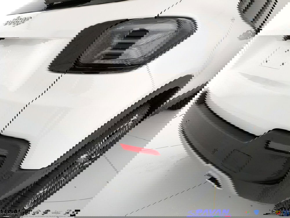 Jeep Avenger nuova a Padova (17)