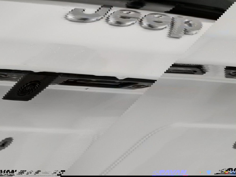 Jeep Avenger nuova a Padova (18)