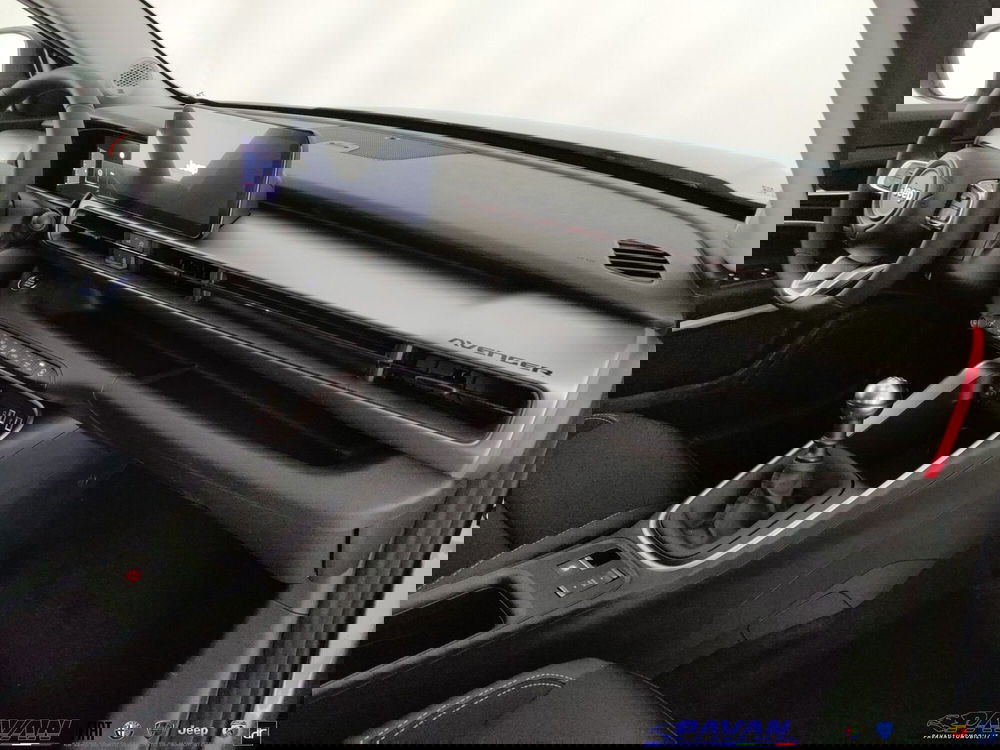 Jeep Avenger nuova a Padova (7)