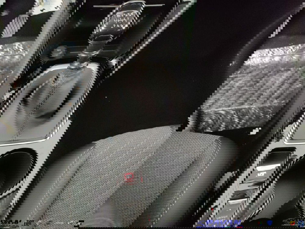 Peugeot 208 nuova a Padova (17)