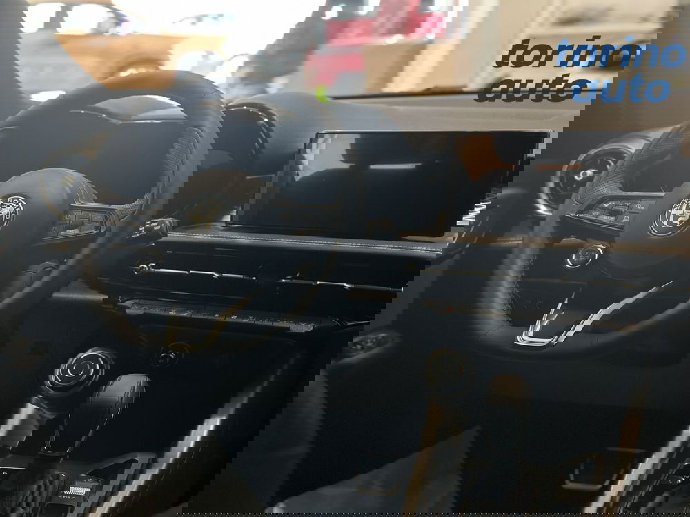 Alfa Romeo Tonale nuova a Torino (11)