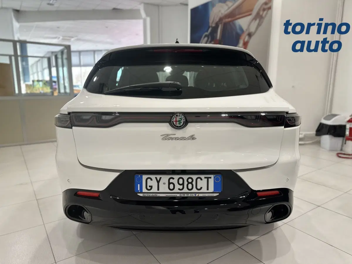 Alfa Romeo Tonale nuova a Torino (3)