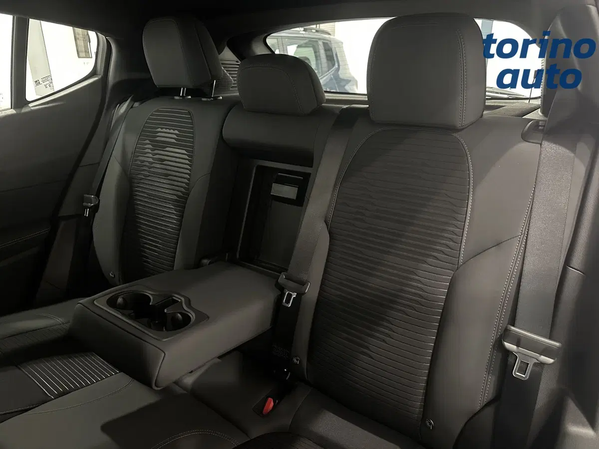 Alfa Romeo Tonale nuova a Torino (8)