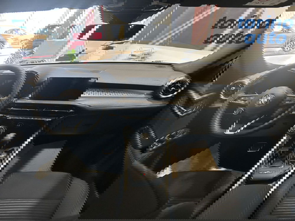 Alfa Romeo Tonale nuova a Torino (9)