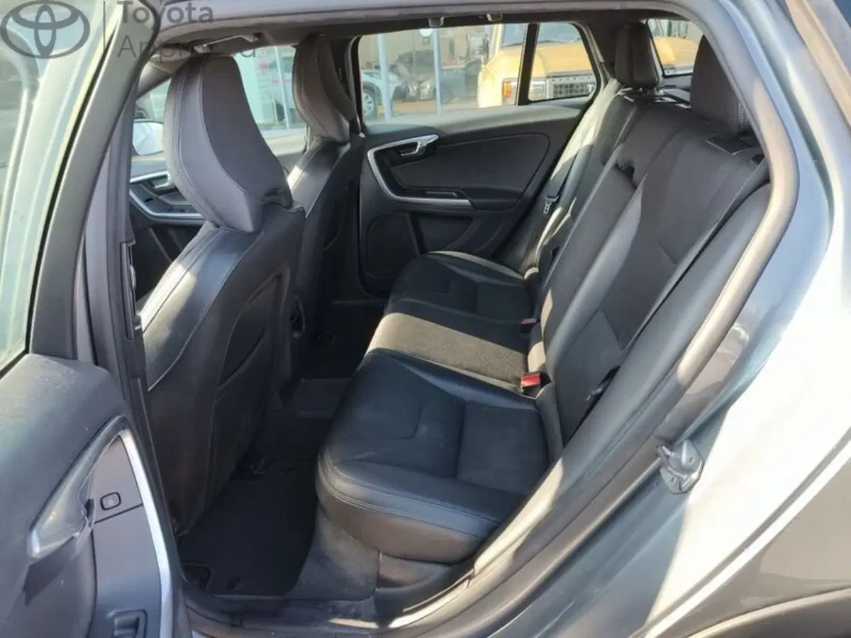 Volvo V60 Cross Country usata a Reggio Calabria (10)