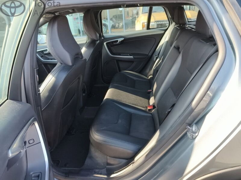 Volvo V60 Cross Country usata a Reggio Calabria (10)