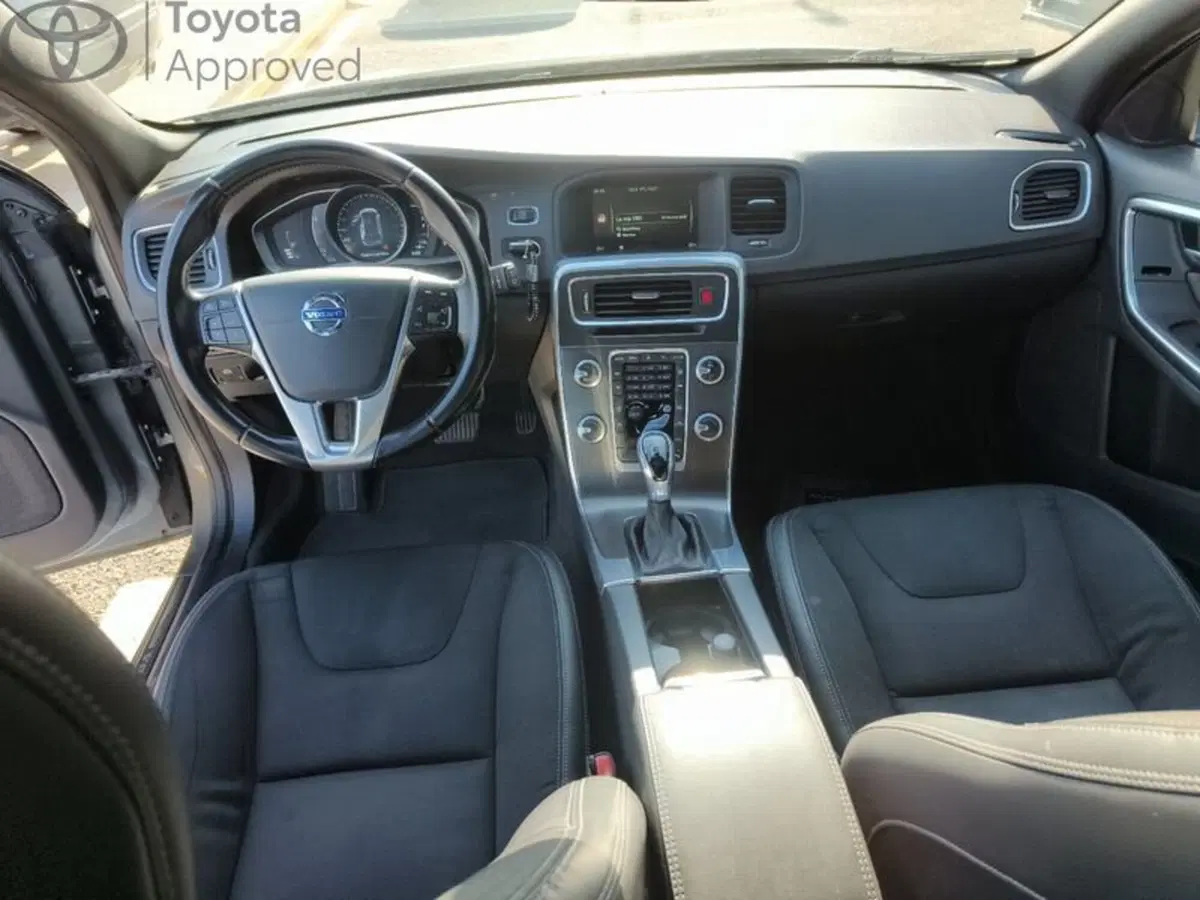 Volvo V60 Cross Country usata a Reggio Calabria (11)