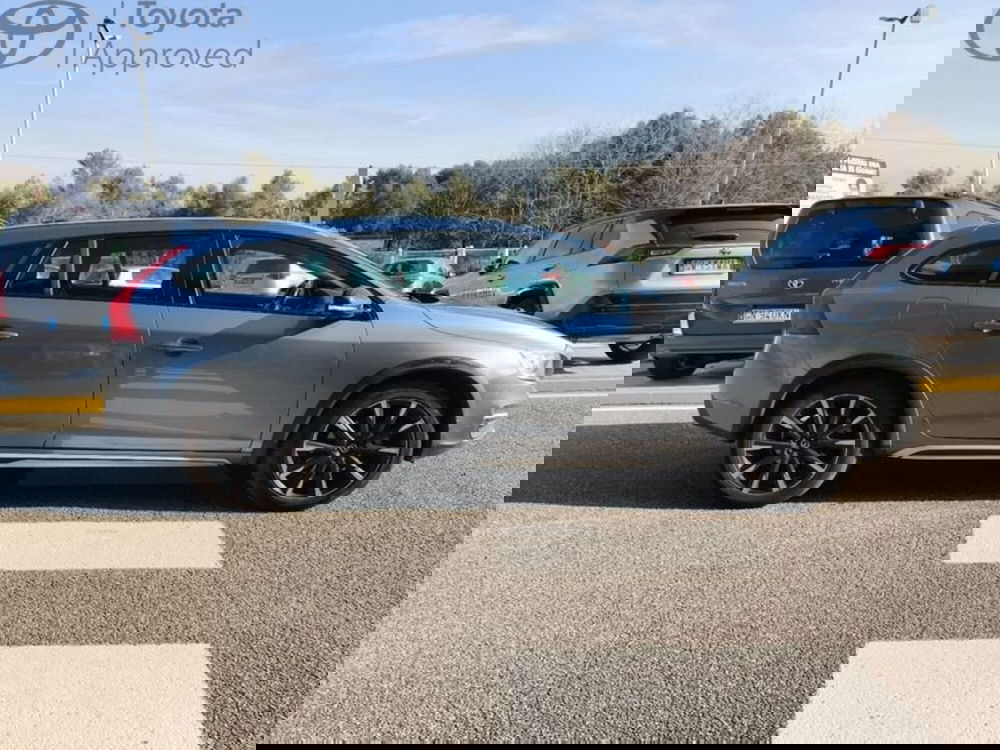 Volvo V60 Cross Country usata a Reggio Calabria (7)