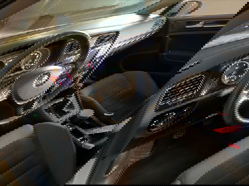 Volkswagen Golf usata a Genova (8)