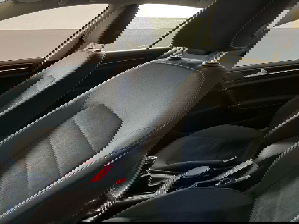 Volkswagen Golf usata a Genova (9)