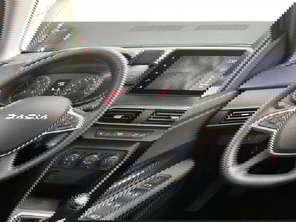 Dacia Sandero usata a Roma (10)