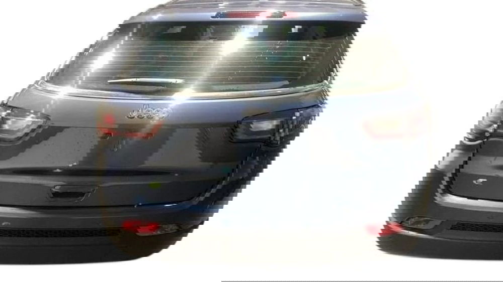 Jeep Compass nuova a Imperia (4)