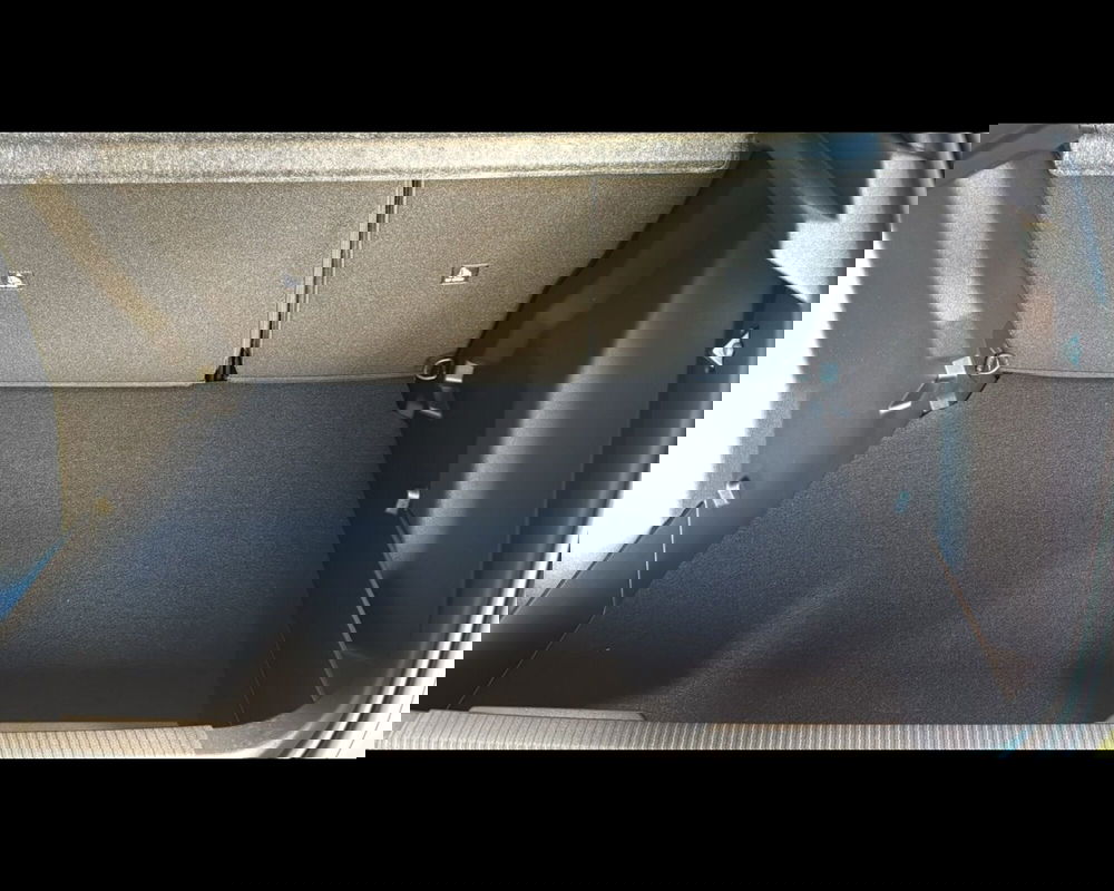 Peugeot 2008 nuova a Savona (18)