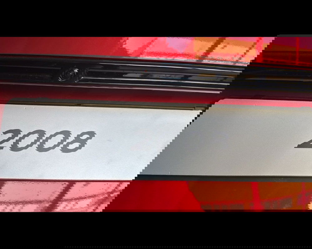 Peugeot 2008 nuova a Savona (7)