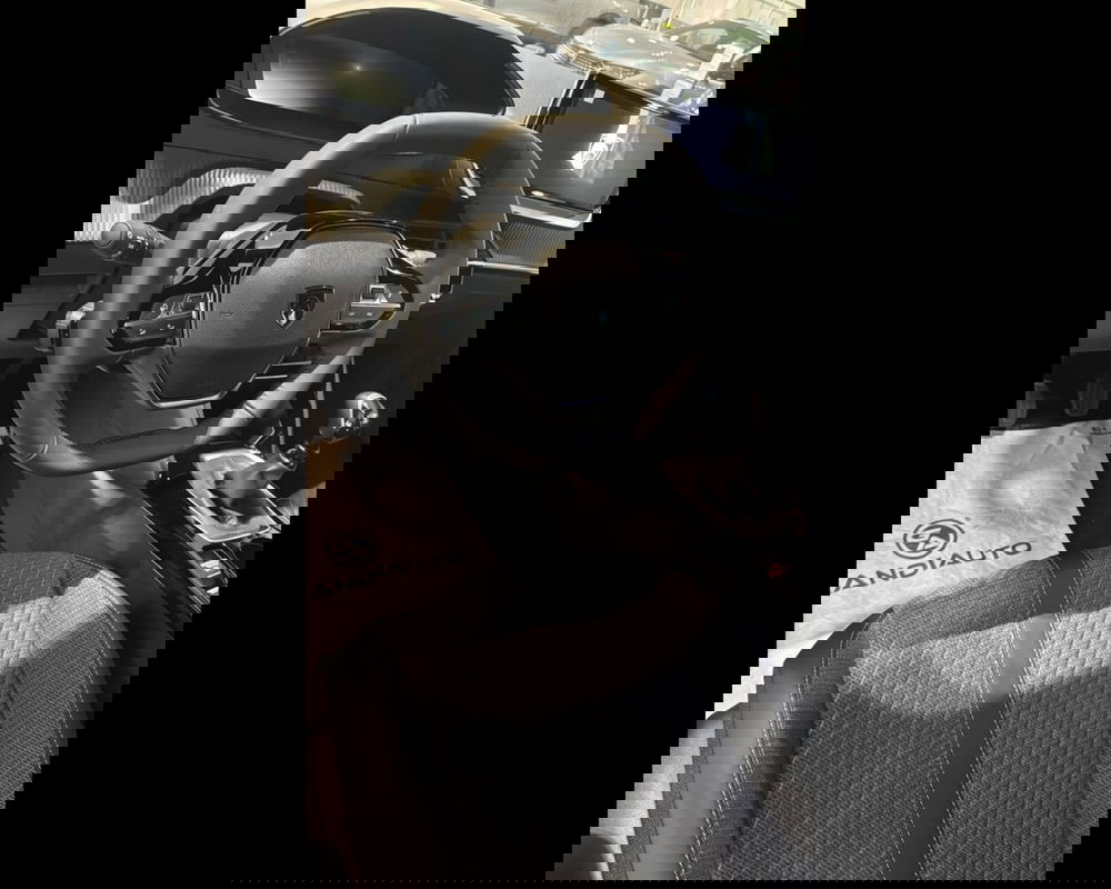 Peugeot 2008 nuova a Savona (8)