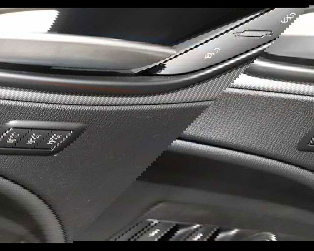 Alfa Romeo Stelvio usata a Venezia (12)