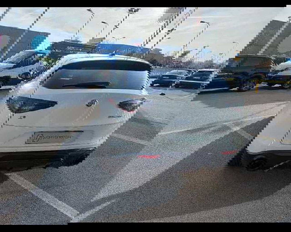 Alfa Romeo Stelvio usata a Venezia (4)