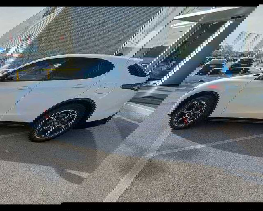 Alfa Romeo Stelvio usata a Venezia (5)