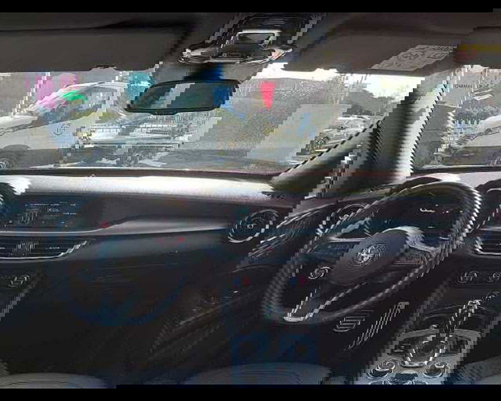 Alfa Romeo Stelvio usata a Venezia (6)