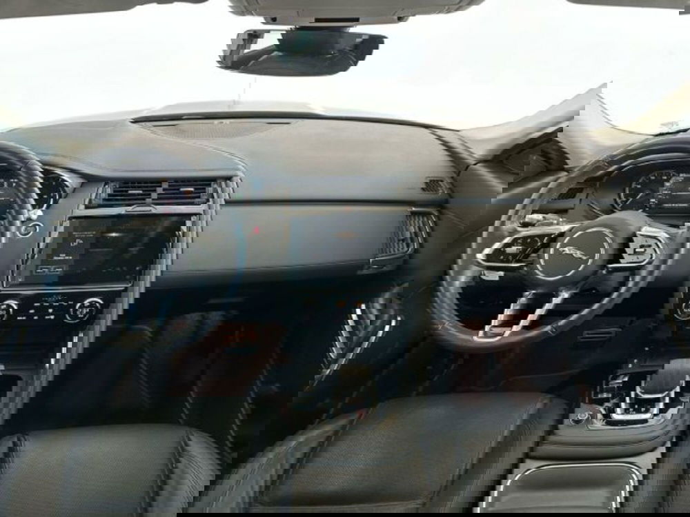 Jaguar E-Pace usata a Modena (4)