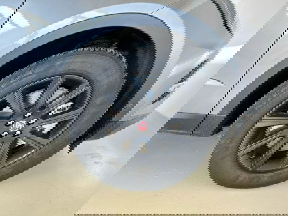 Jaguar E-Pace usata a Modena (9)