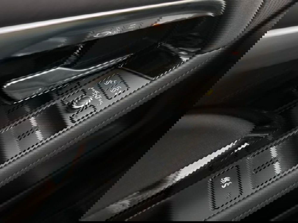 Land Rover Range Rover Evoque usata a Modena (11)