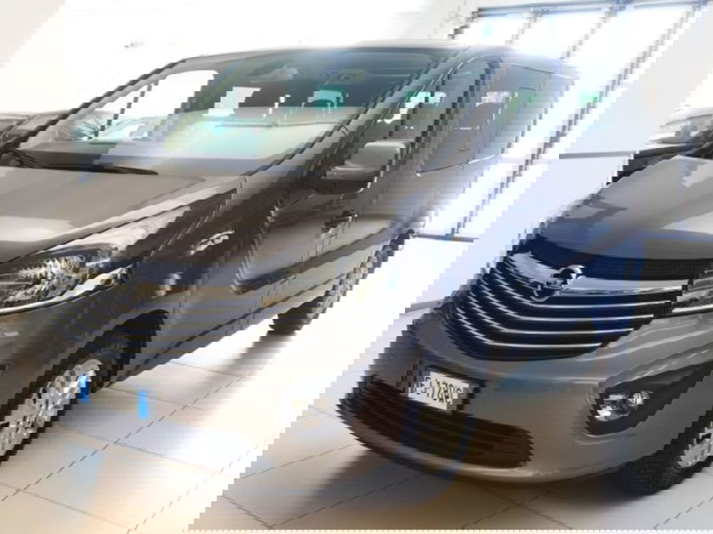 Opel Vivaro Furgone usata a Modena