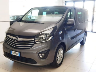Opel Vivaro Furgone 27 1.6 BiTurbo 145CV S&amp;S PC-TN Combi N1 del 2017 usata a Modena
