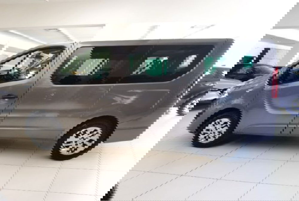 Opel Vivaro Furgone usata a Modena (7)