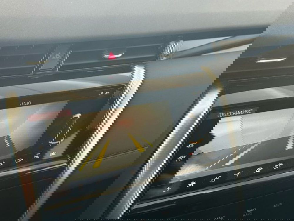 Land Rover Discovery Sport usata a Modena (11)