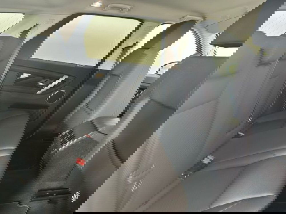 Land Rover Discovery Sport usata a Modena (5)
