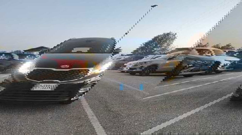 Kia Carens usata a Firenze (14)