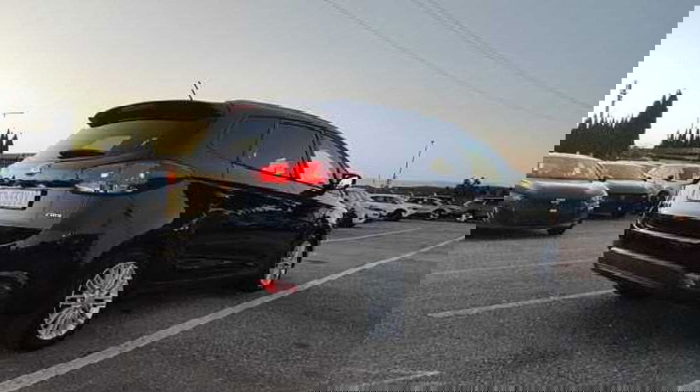 Kia Carens usata a Firenze (9)