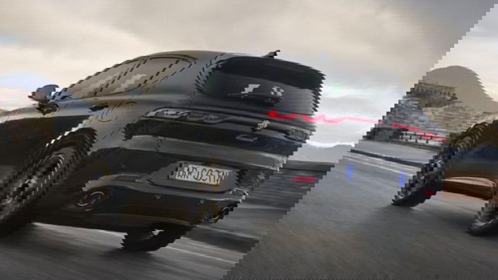 Alfa Romeo Tonale nuova a Parma