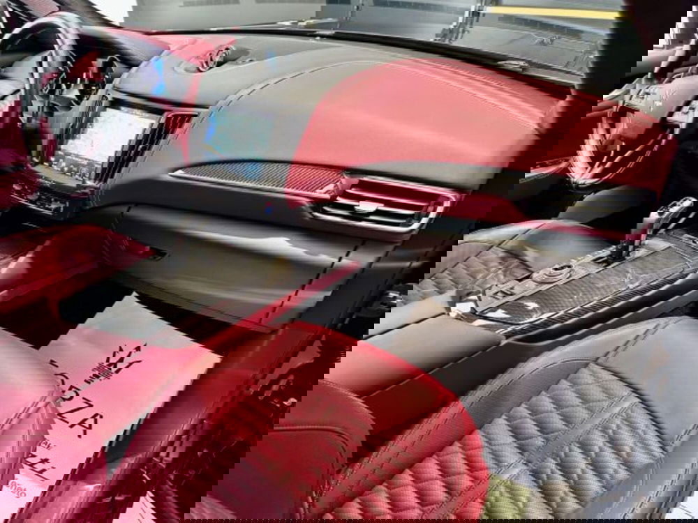 Maserati Levante usata a Torino (12)