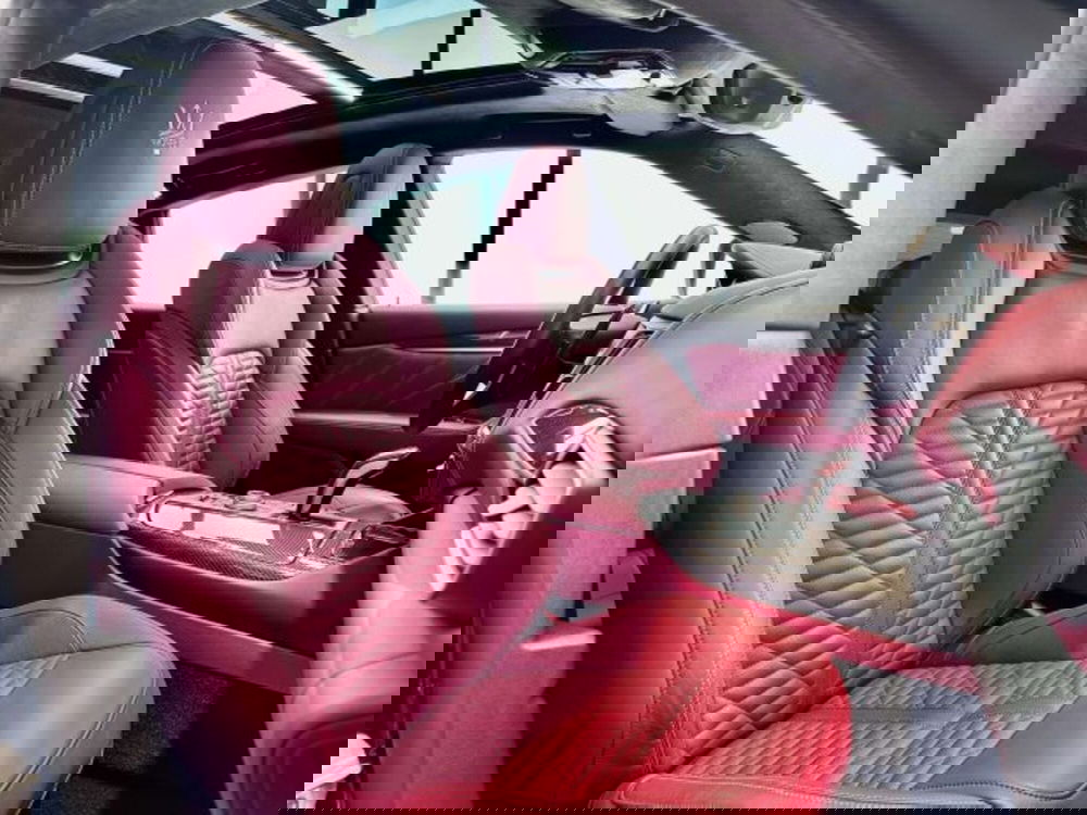 Maserati Levante usata a Torino (13)