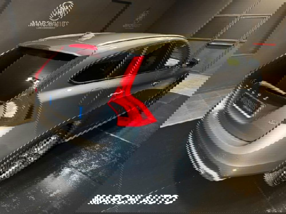 Volvo V60 Cross Country usata a Perugia (5)