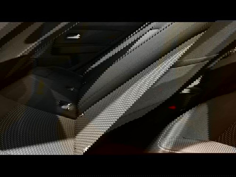 Dacia Duster usata a Firenze (13)