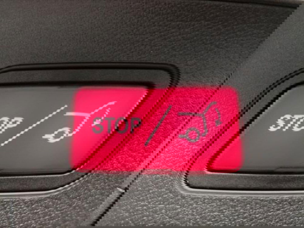 Mercedes-Benz GLA SUV usata a Milano (17)