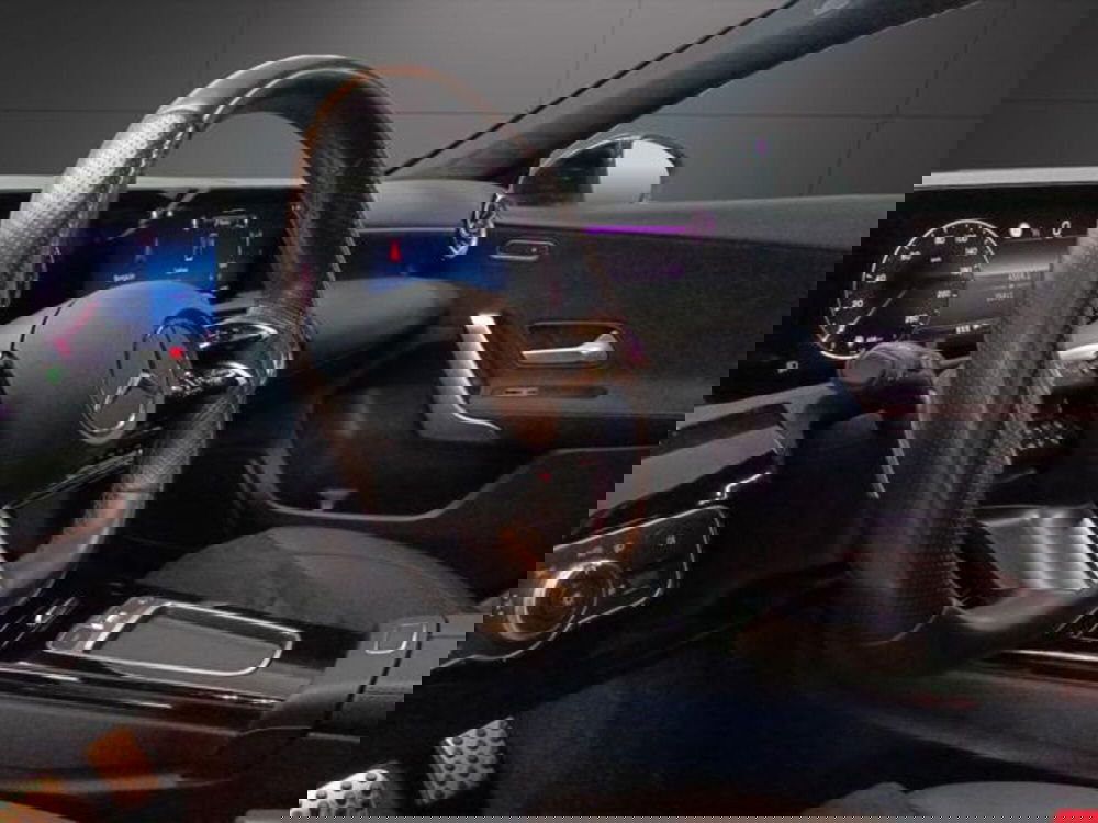 Mercedes-Benz Classe A usata a Milano (12)