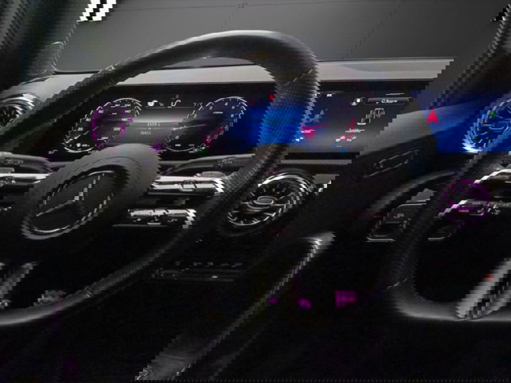 Mercedes-Benz Classe A usata a Milano (13)