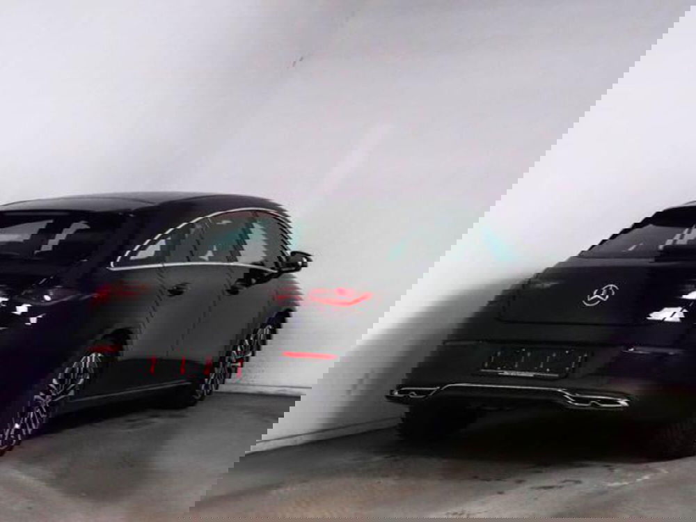 Mercedes-Benz CLA Shooting Brake usata a Milano (3)