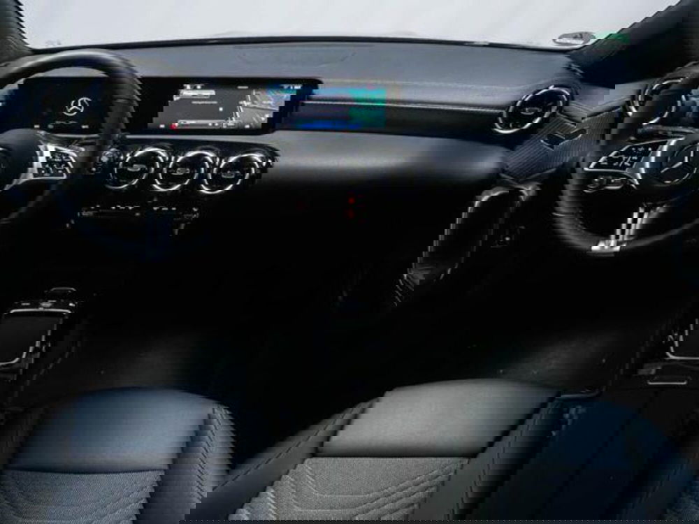 Mercedes-Benz CLA Shooting Brake usata a Milano (6)