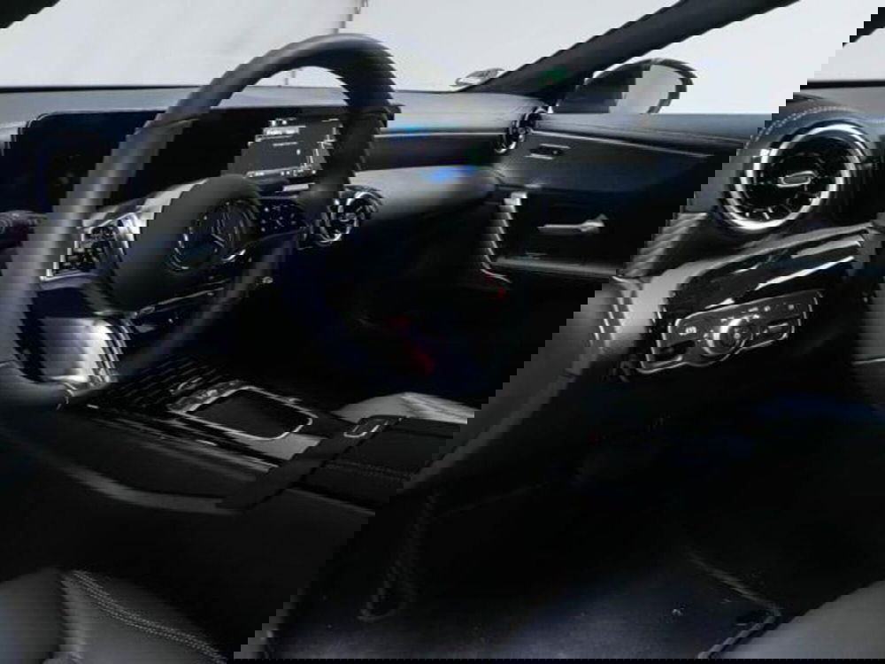 Mercedes-Benz CLA Shooting Brake usata a Milano (7)